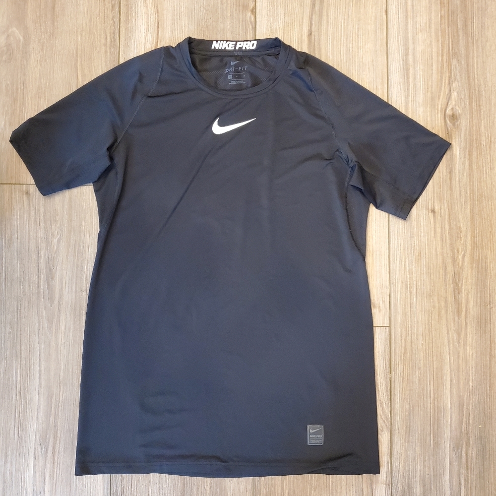 Mens Nike Tshirt